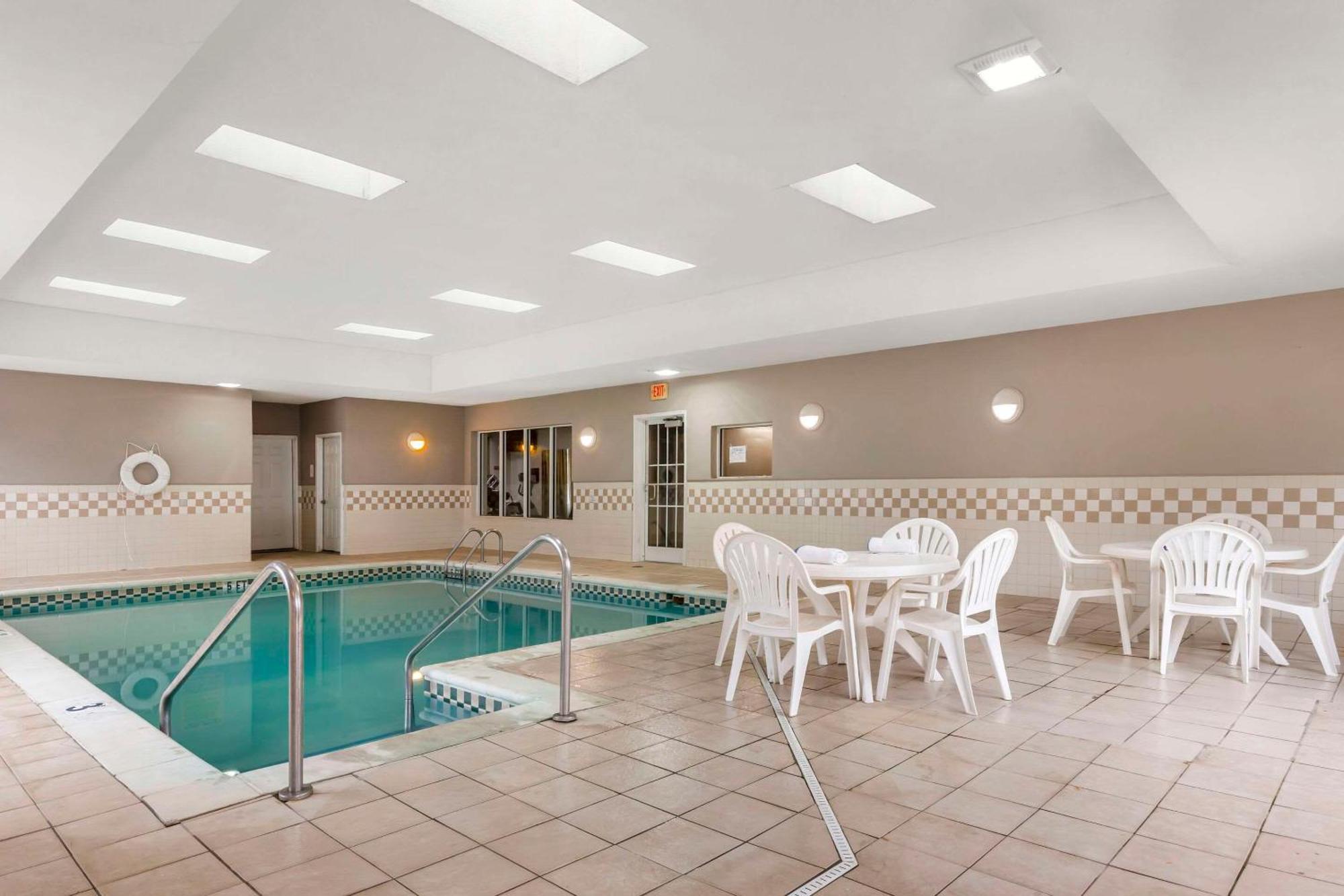 Country Inn & Suites By Radisson, Newport News South, Va 외부 사진